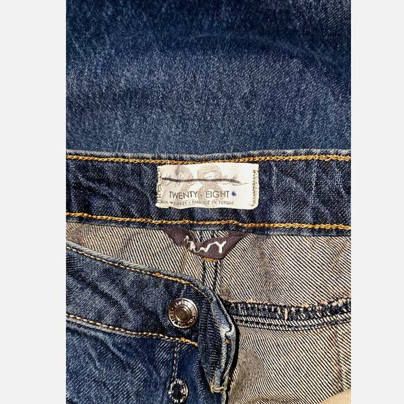 New Free People WTF CRVY Misfit Flare Jeans $128 SIZE 28 - Picture 5 of 5